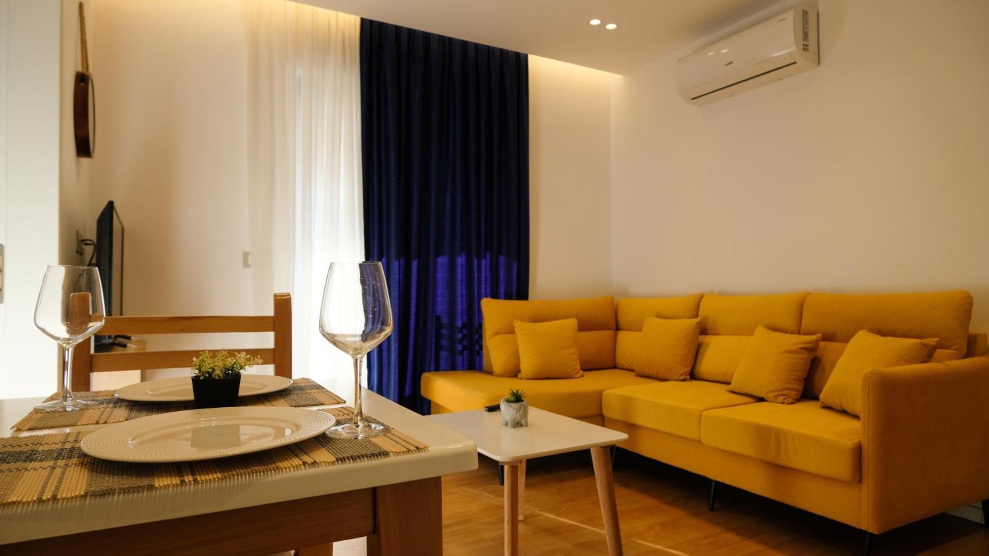 2e Center Apartament *