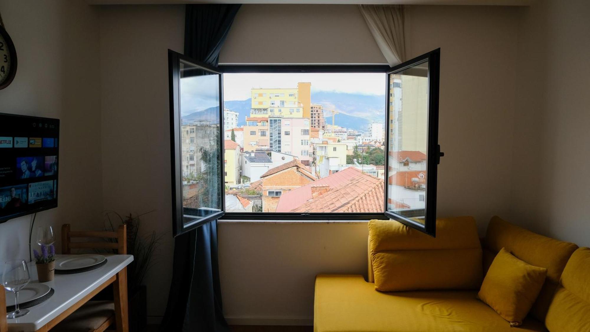 Apartment 2e Center Tirana